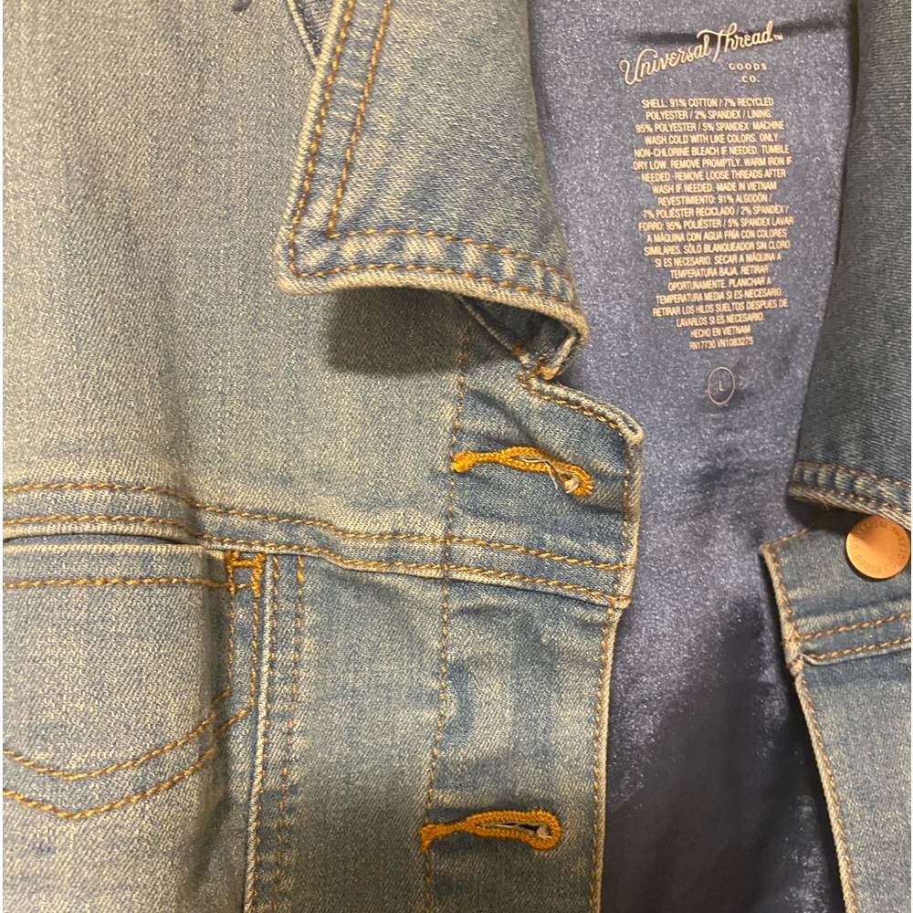 Universal Thread Jean jacket - Picture 3 of 7